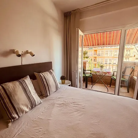 Centro Con 2 Camas De Matrimonio Y Aire Acondicionado *