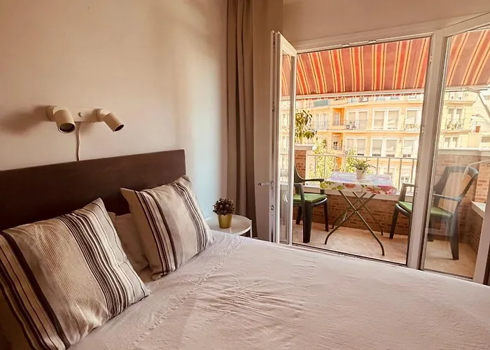 Centro Con 2 Camas De Matrimonio Y Aire Acondicionado *